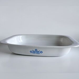 Corning Ware P-21 Roaster for Family Dinners; Blue Cornflower Baking Dish